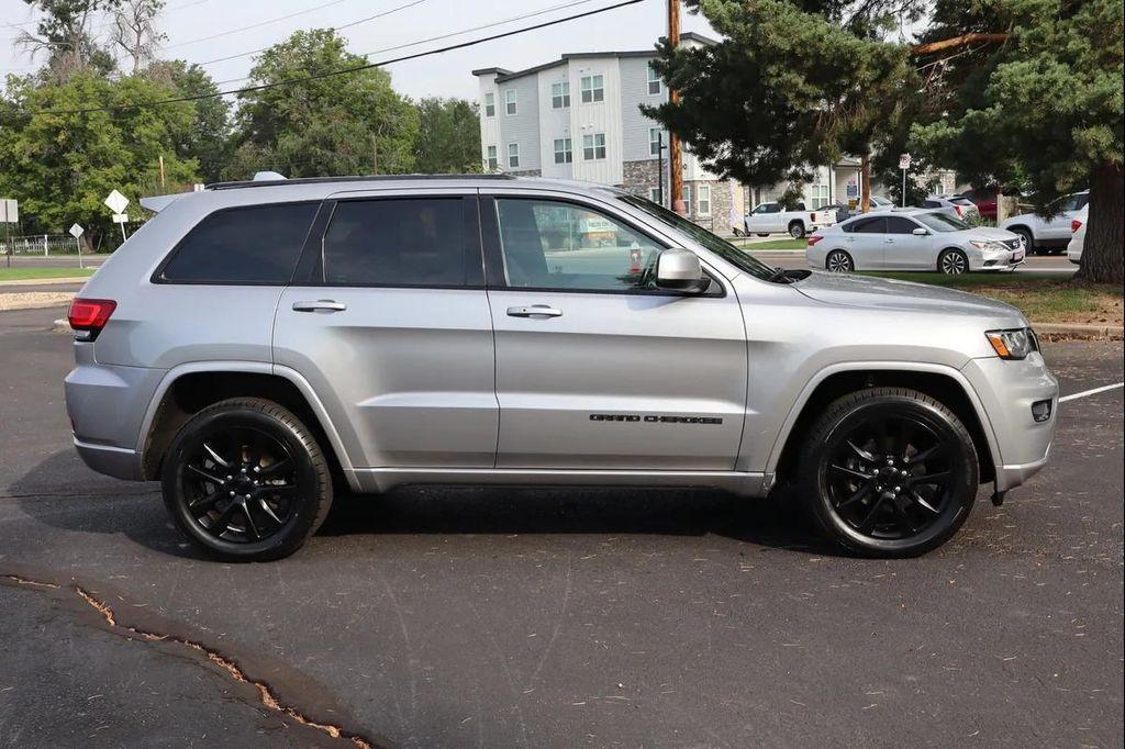 used 2017 Jeep Grand Cherokee car, priced at $16,999