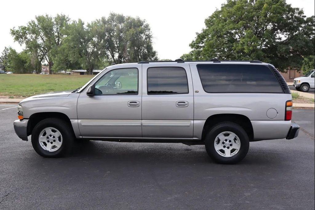 used 2005 Chevrolet Suburban car, priced at $19,999