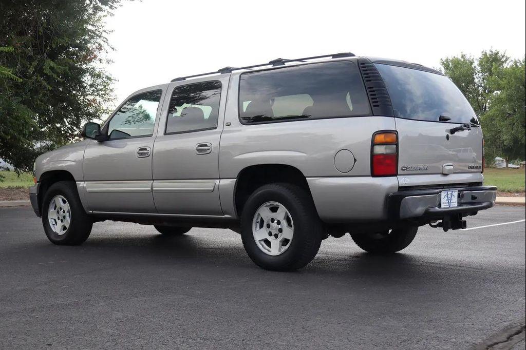 used 2005 Chevrolet Suburban car, priced at $19,999