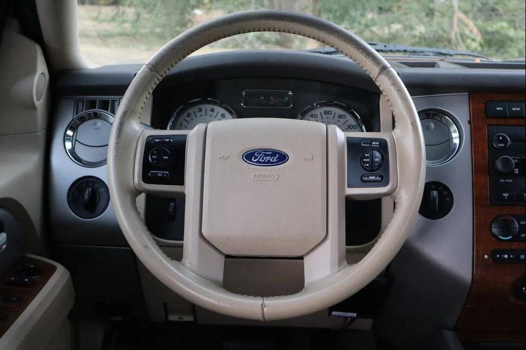 used 2007 Ford Expedition car, priced at $5,999