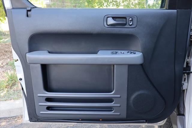 used 2005 Honda Element car, priced at $12,999