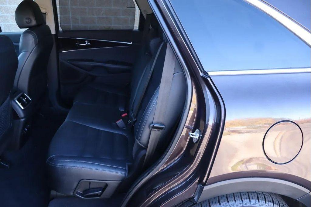 used 2018 Kia Sorento car, priced at $12,999
