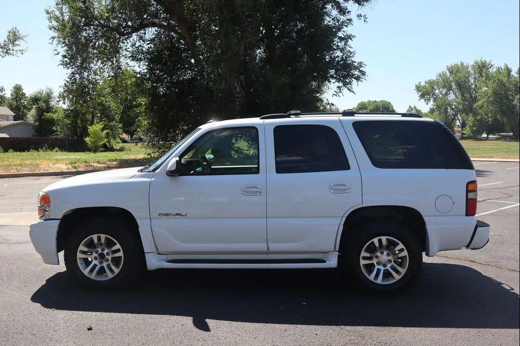 used 2005 GMC Yukon car, priced at $5,999