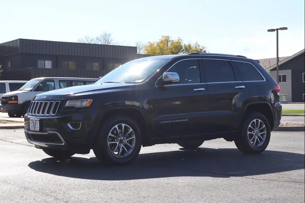used 2015 Jeep Grand Cherokee car, priced at $9,999