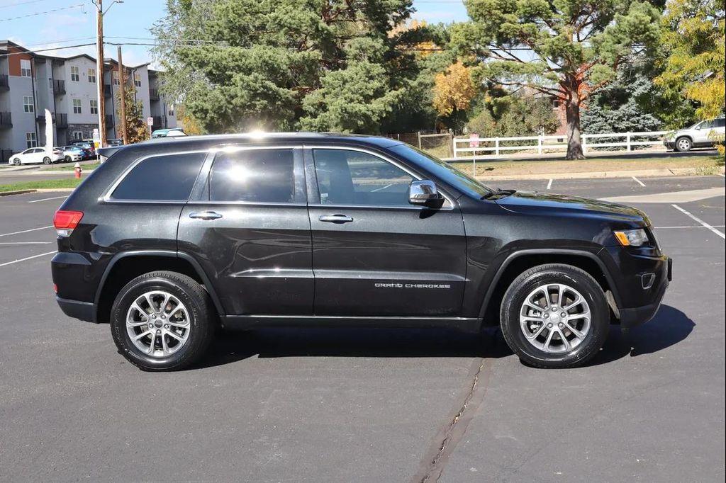 used 2015 Jeep Grand Cherokee car, priced at $9,999