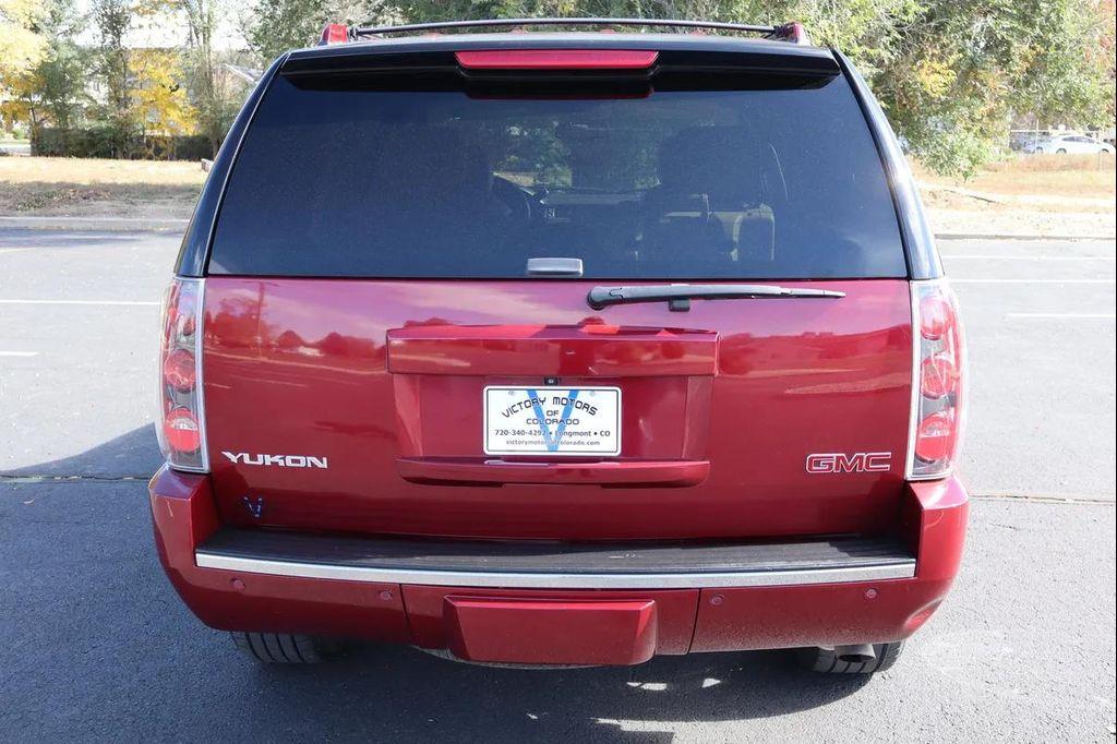 used 2011 GMC Yukon car, priced at $13,999