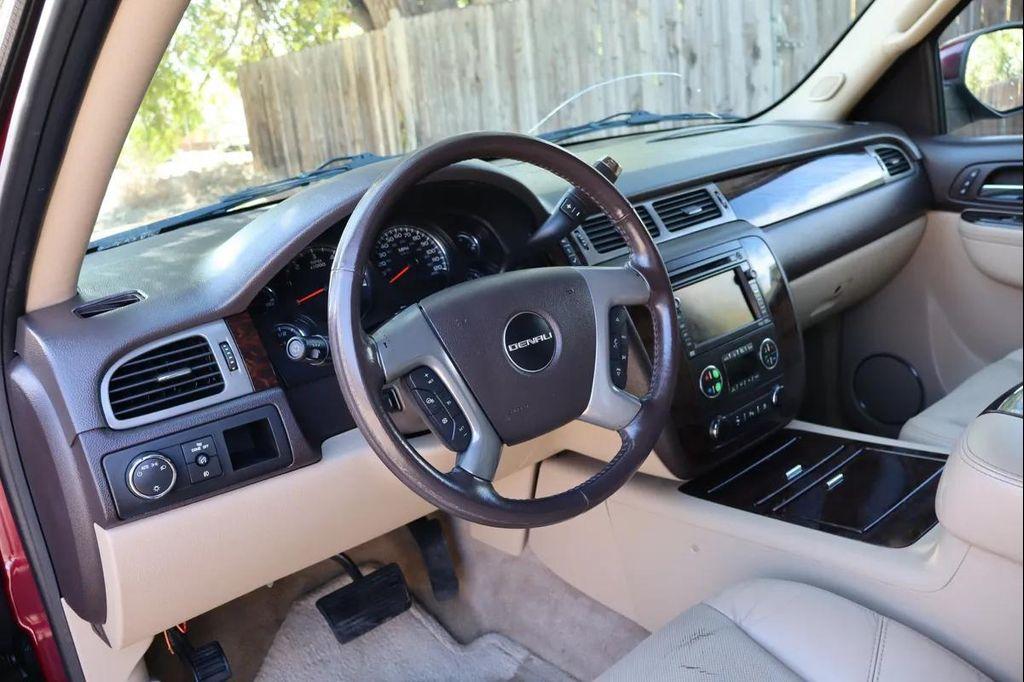 used 2011 GMC Yukon car, priced at $13,999
