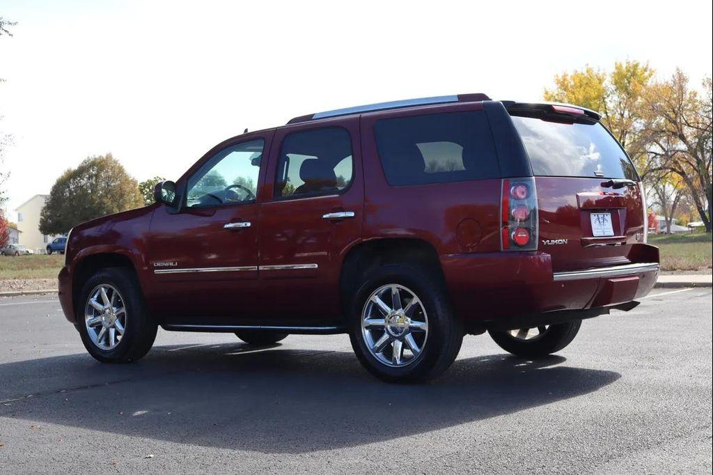 used 2011 GMC Yukon car, priced at $13,999
