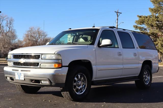 used 2004 Chevrolet Suburban car, priced at $11,999