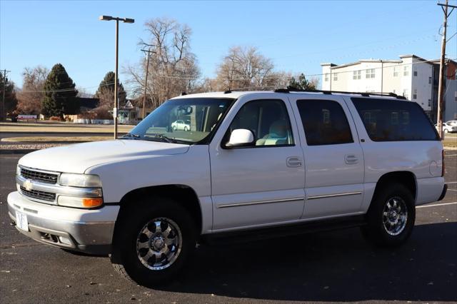 used 2004 Chevrolet Suburban car, priced at $11,999