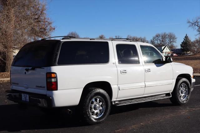 used 2004 Chevrolet Suburban car, priced at $11,999