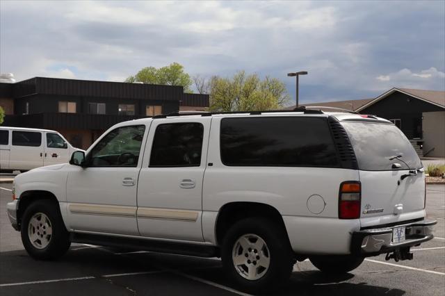 used 2006 Chevrolet Suburban car, priced at $9,999
