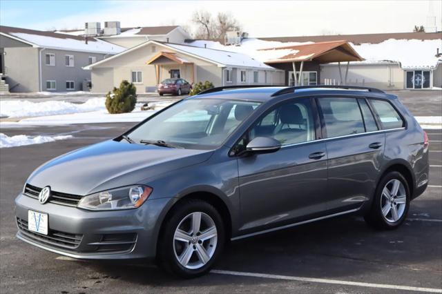 used 2015 Volkswagen Golf SportWagen car, priced at $15,999
