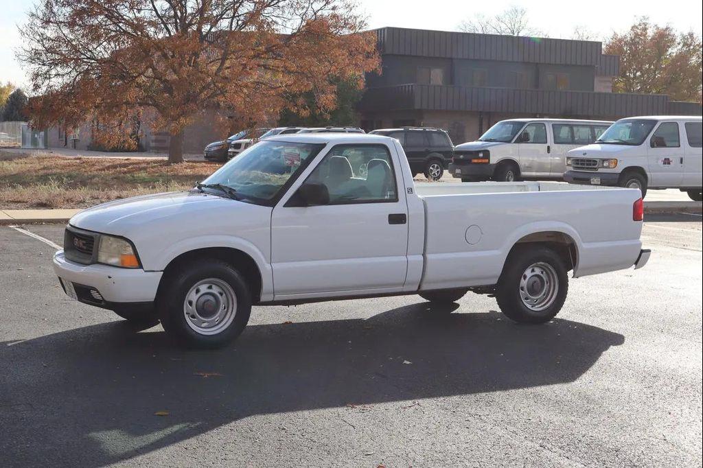 used 2000 GMC Sonoma car, priced at $7,999