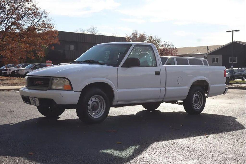used 2000 GMC Sonoma car, priced at $7,999