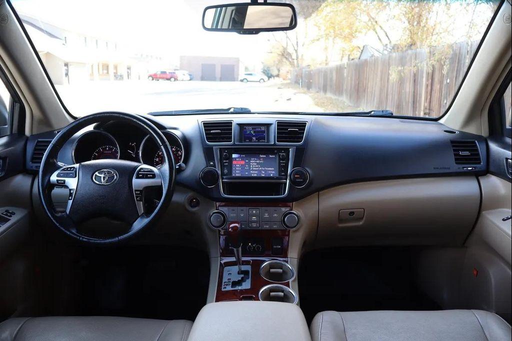 used 2013 Toyota Highlander car, priced at $17,999