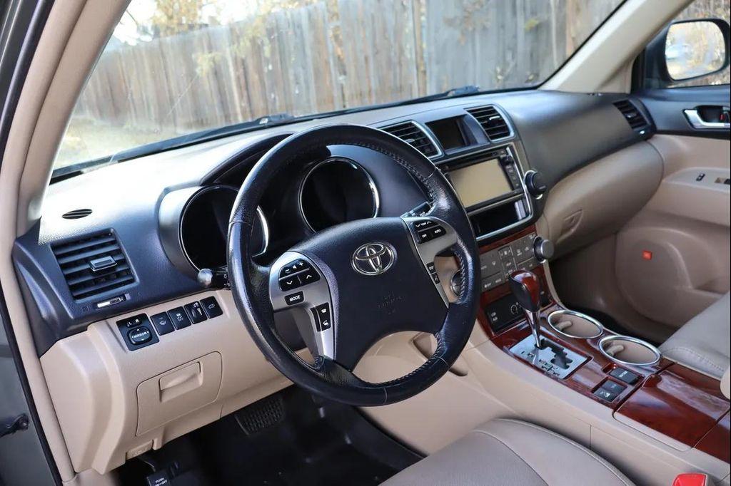 used 2013 Toyota Highlander car, priced at $17,999