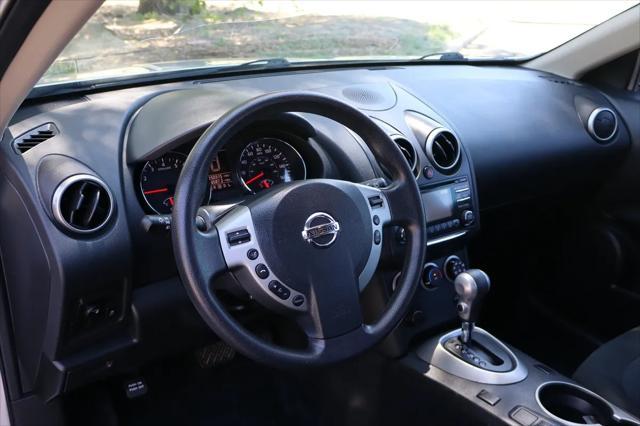 used 2014 Nissan Rogue Select car, priced at $5,999