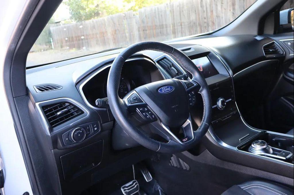 used 2020 Ford Edge car, priced at $19,999