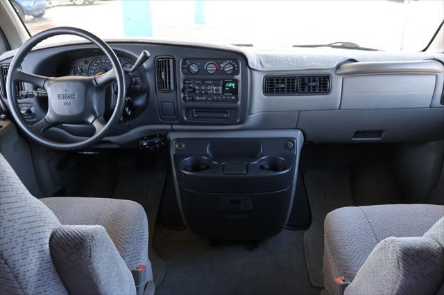 used 2000 GMC Savana 1500 car, priced at $14,999