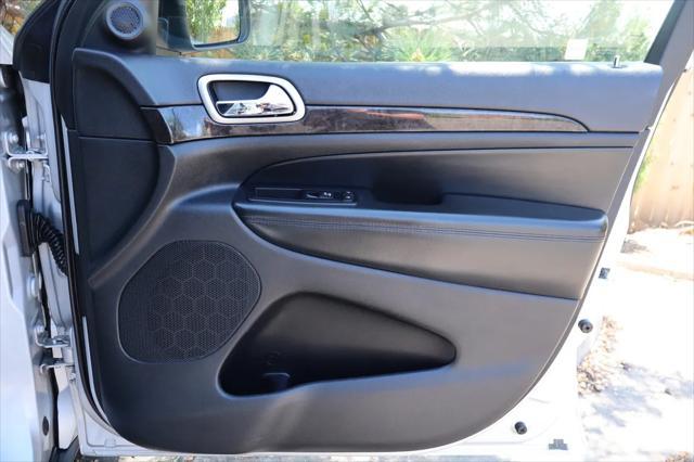 used 2011 Jeep Grand Cherokee car, priced at $9,999