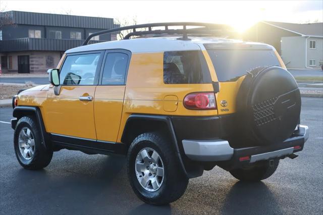 used 2007 Toyota FJ Cruiser car, priced at $12,999