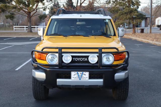 used 2007 Toyota FJ Cruiser car, priced at $12,999