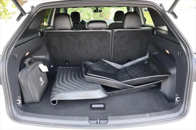 used 2021 Volkswagen Atlas Cross Sport car, priced at $21,999