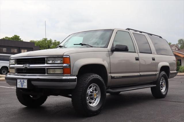 used 1999 Chevrolet Suburban car, priced at $12,999