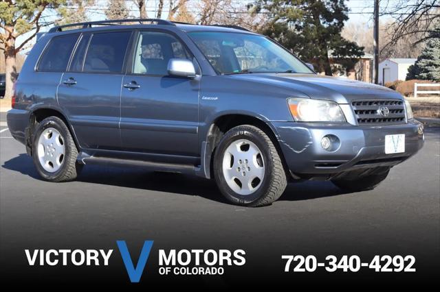 used 2005 Toyota Highlander car, priced at $8,999