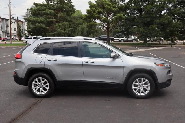used 2016 Jeep Cherokee car, priced at $10,999
