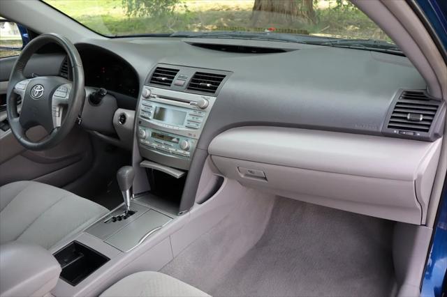 used 2009 Toyota Camry Hybrid car, priced at $6,999