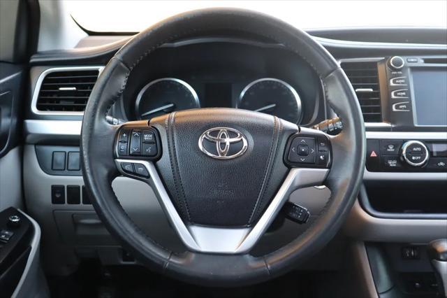 used 2014 Toyota Highlander car, priced at $18,999
