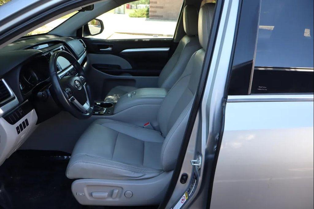 used 2016 Toyota Highlander car, priced at $18,999