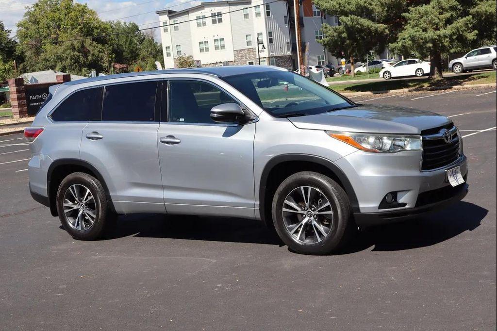 used 2016 Toyota Highlander car, priced at $18,999