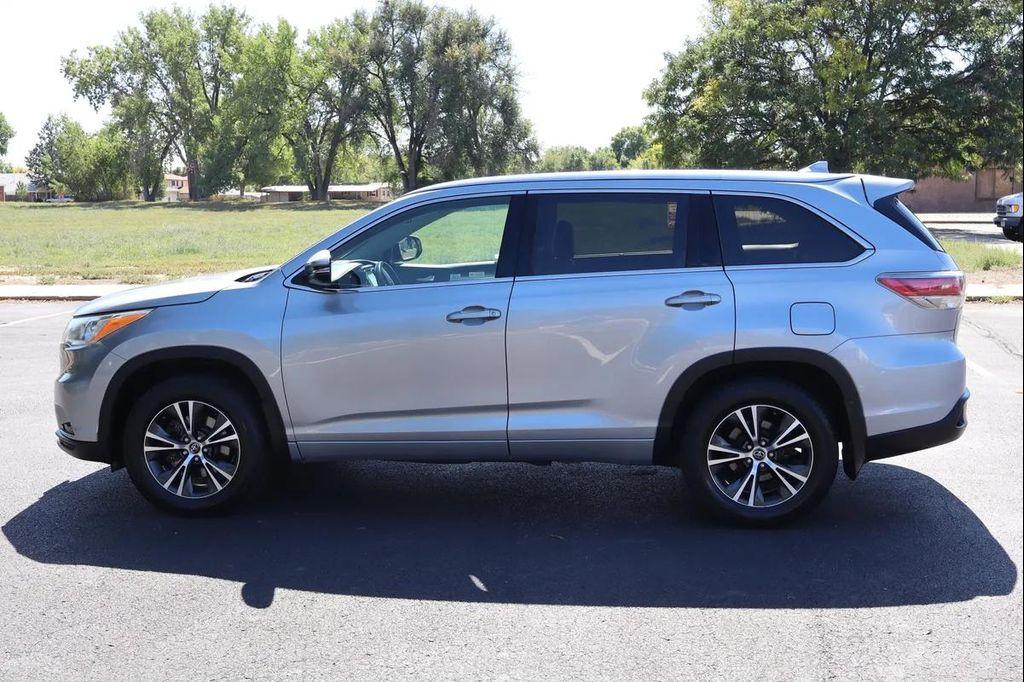 used 2016 Toyota Highlander car, priced at $18,999