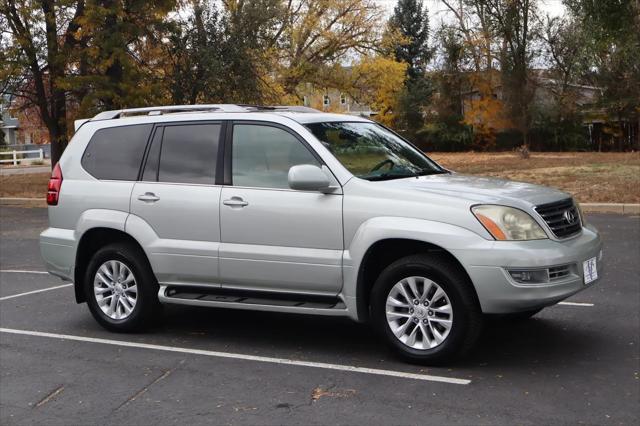 used 2005 Lexus GX 470 car, priced at $11,999