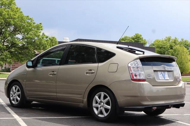 used 2007 Toyota Prius car, priced at $5,999