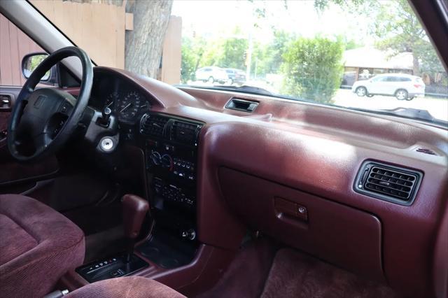 used 1992 Honda Accord car, priced at $6,999