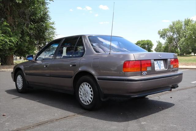 used 1992 Honda Accord car, priced at $6,999