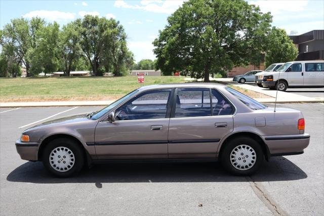 used 1992 Honda Accord car, priced at $6,999