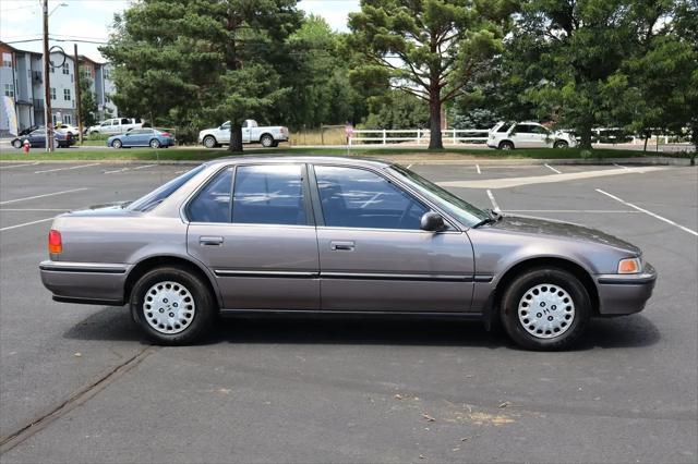 used 1992 Honda Accord car, priced at $6,999