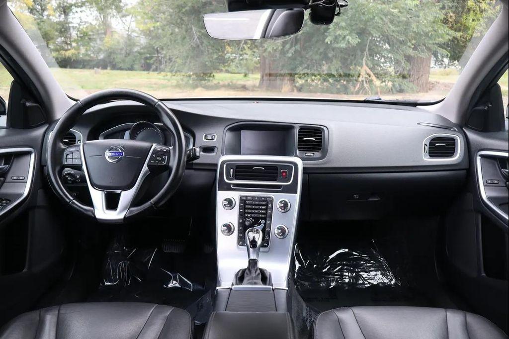 used 2018 Volvo V60 Cross Country car, priced at $16,999