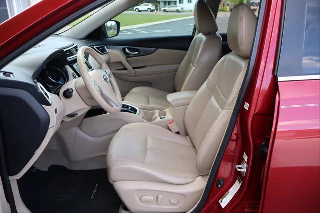 used 2015 Nissan Rogue car, priced at $14,999