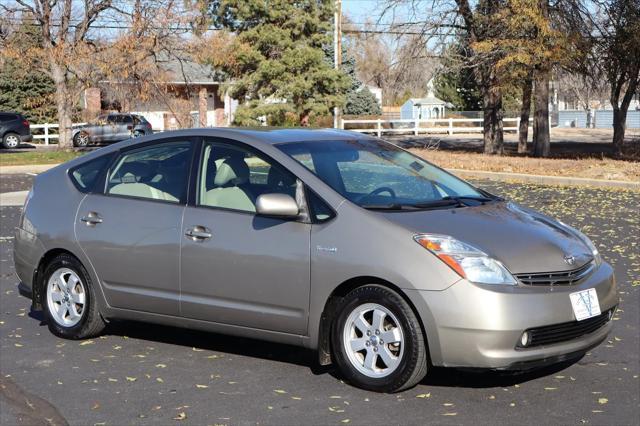 used 2007 Toyota Prius car, priced at $8,999