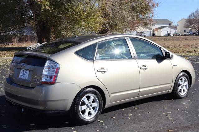 used 2007 Toyota Prius car, priced at $8,999