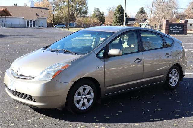 used 2007 Toyota Prius car, priced at $8,999