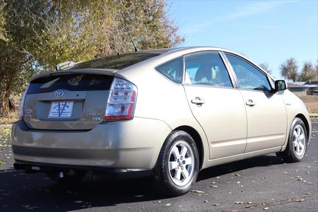 used 2007 Toyota Prius car, priced at $8,999