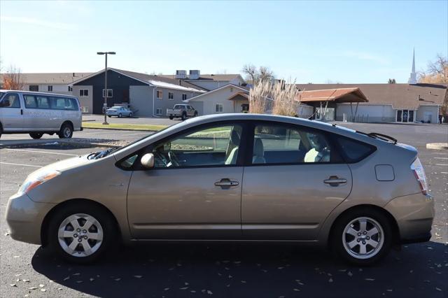 used 2007 Toyota Prius car, priced at $8,999