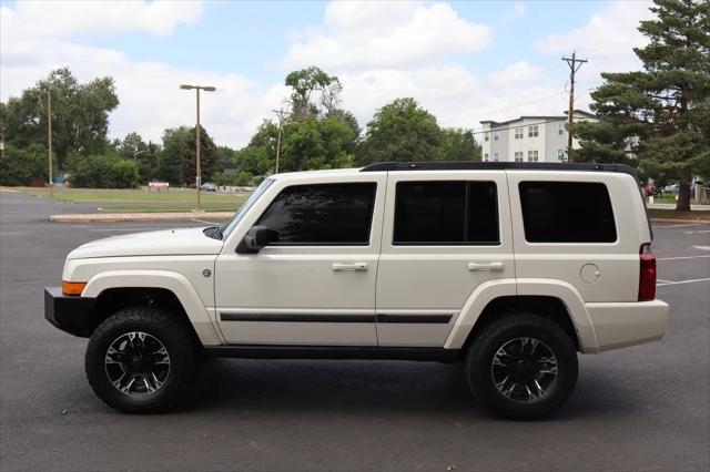 used 2007 Jeep Commander car, priced at $9,999
